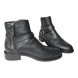 Aquatalia Bree water resistant black tumbled calf leather heeled bootie | size 8